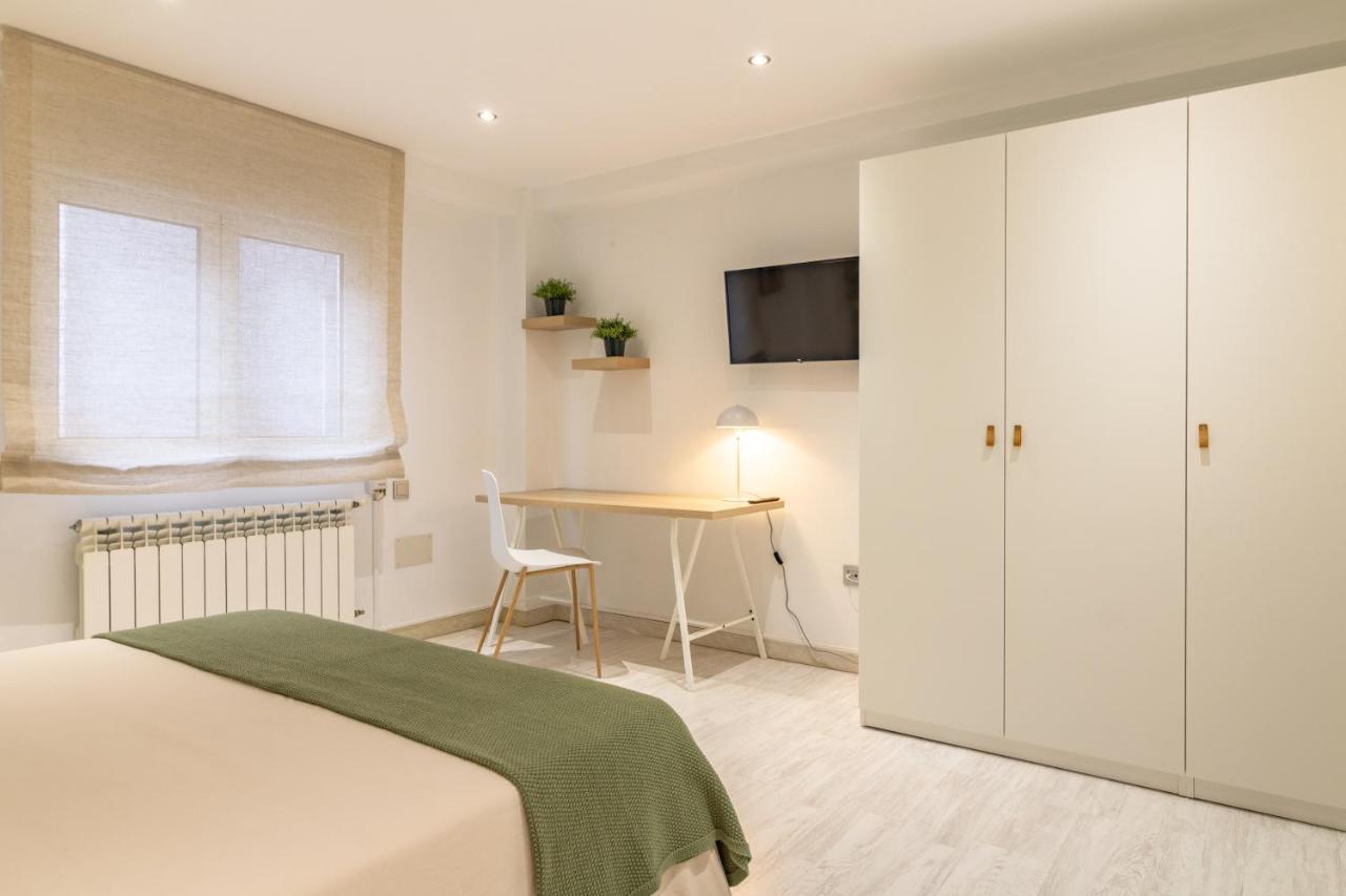 Ah King Size Apartment Vut5461As โอเบียโด ภายนอก รูปภาพ
